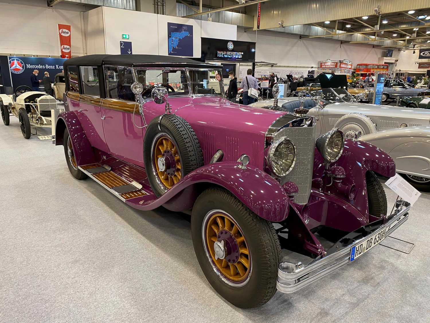 Mercedes-Benz 630 mit Karosserie von Iakov Saoutchik.