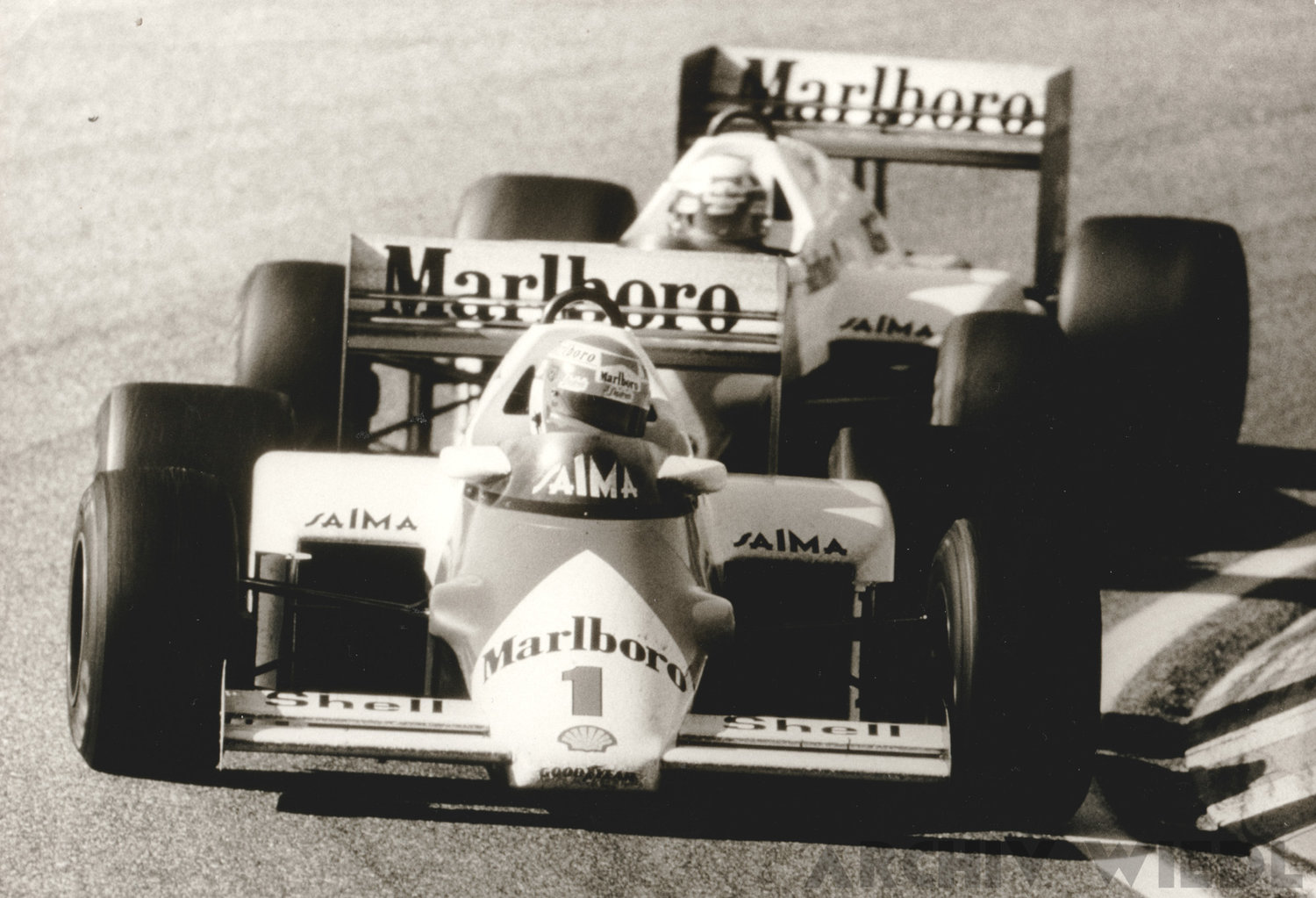 Titelbild zum Artikel:3. November 1985: Niki Lauda geht zum letzten Mal in der Formel 1 an den Start