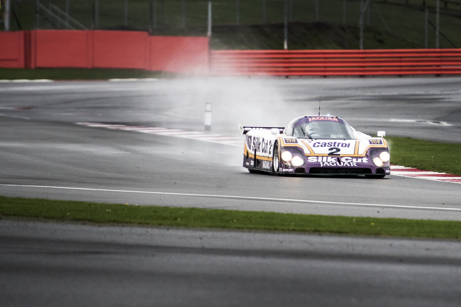 Andy Wallace mit dem Jaguar XJR9-LM