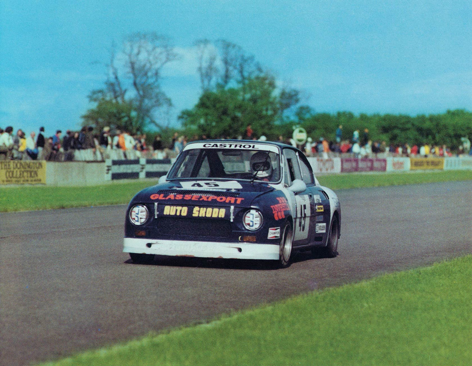 Skoda 130RS bei einem Rennen der ETCC in Donnington