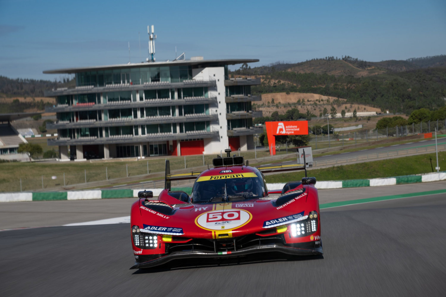 Ferrari 499 P beim Test in Portimao