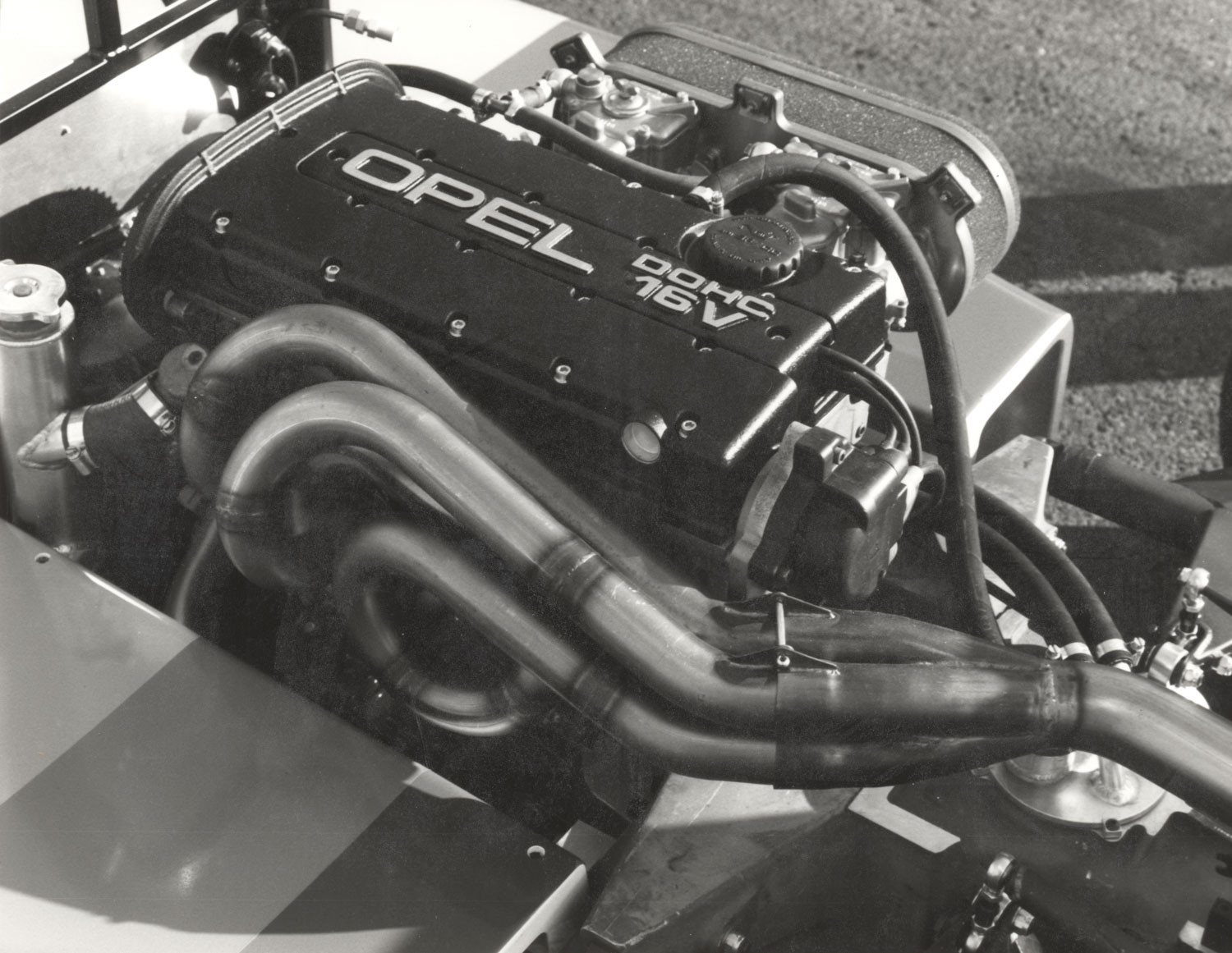 C20XE Motor der Formel Lotus Opel