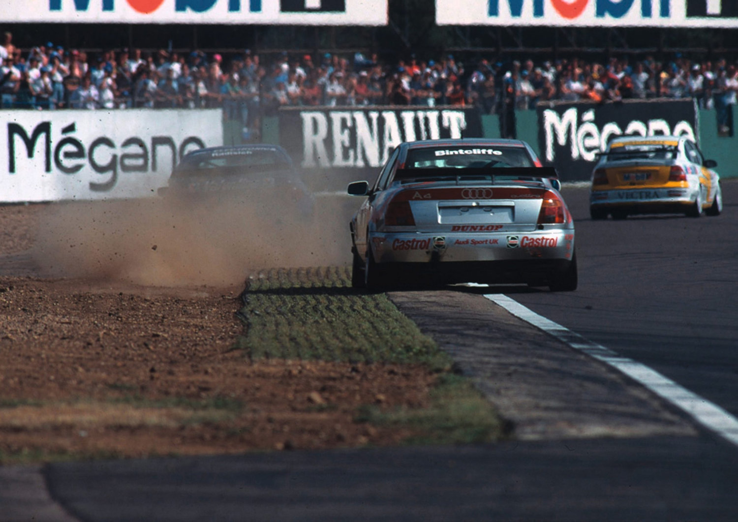 1996 stieg Audi in die hartumkämpfte BTCC ein und verpflichtete mit John Wickham den Gründer von Spirit Racing als Teammanager. 