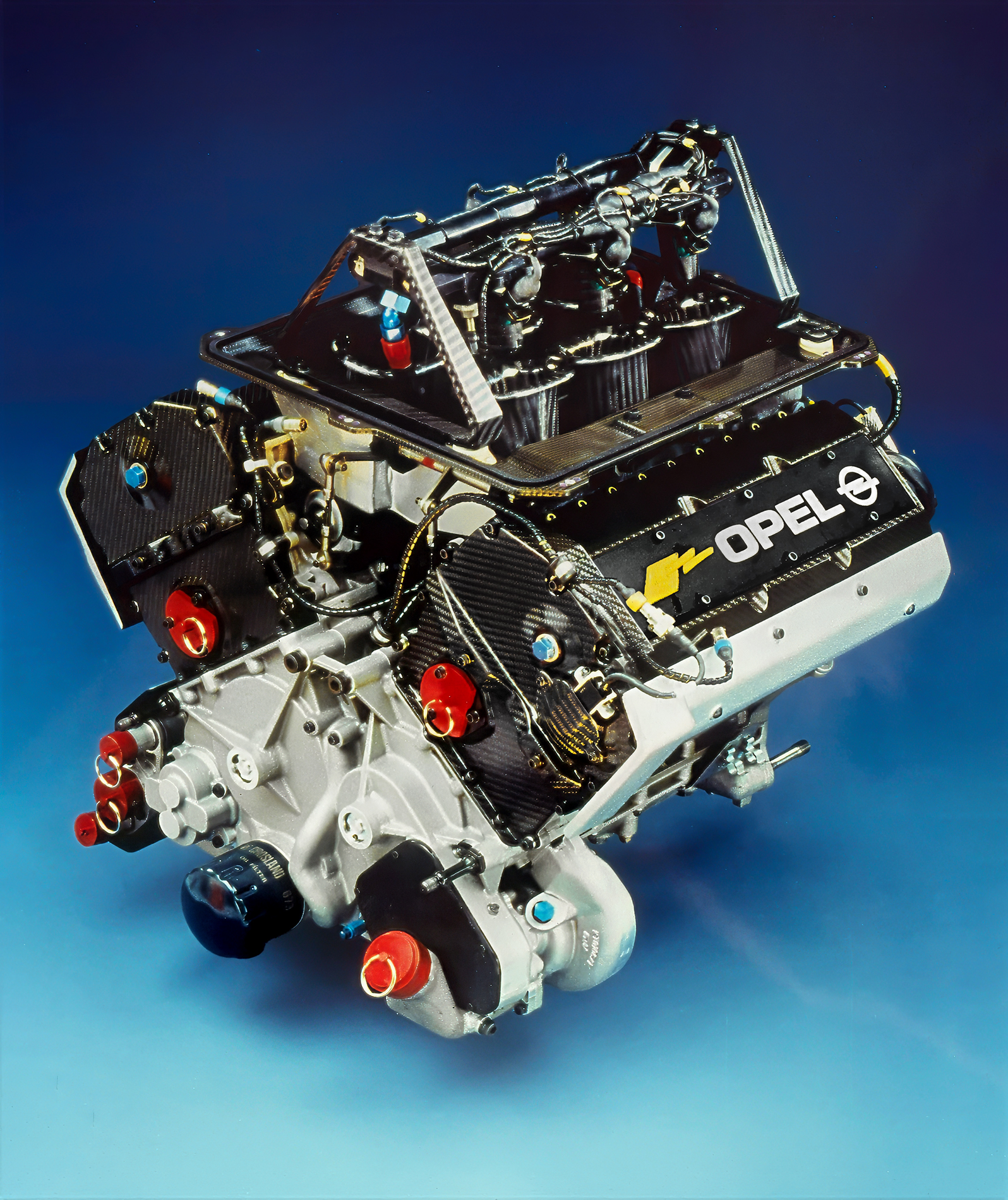 Motor des Opel Calibra V6 4x4