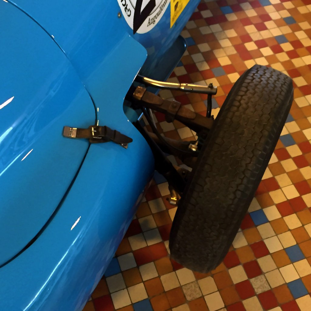 Vorderachse am D.B. Panhard Monomil