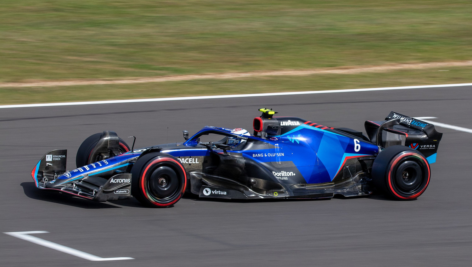Williams FW44