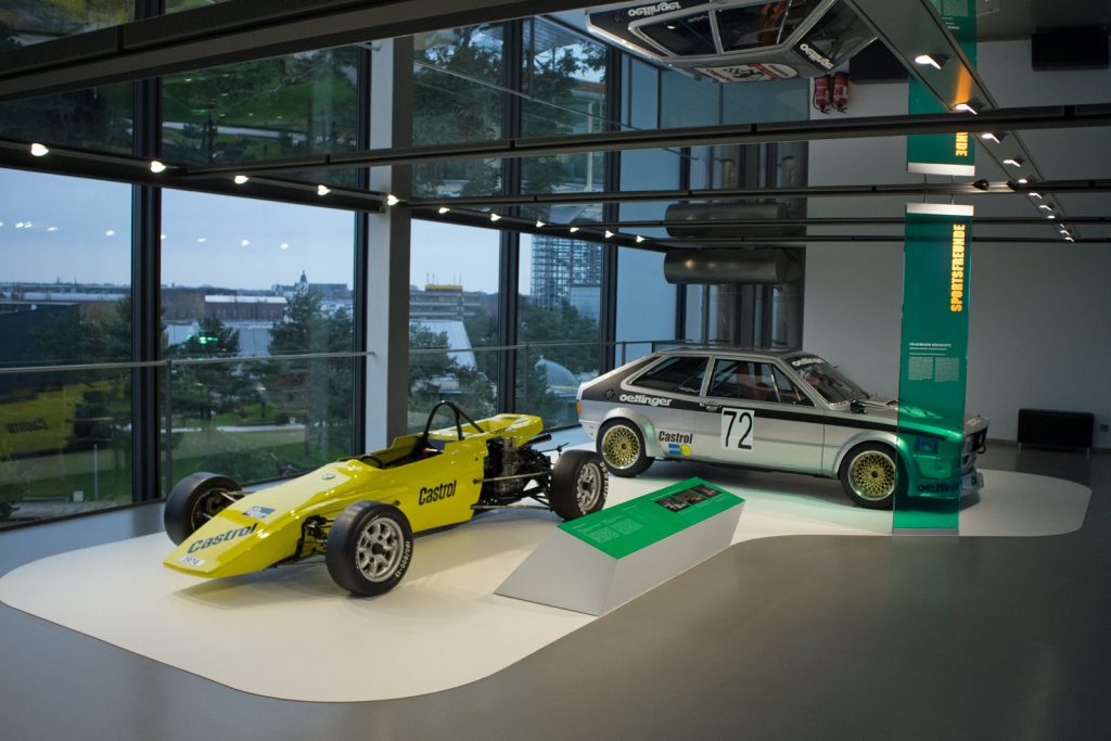 Formel V und Cup Scirocco im Zeithaus der Autostadt