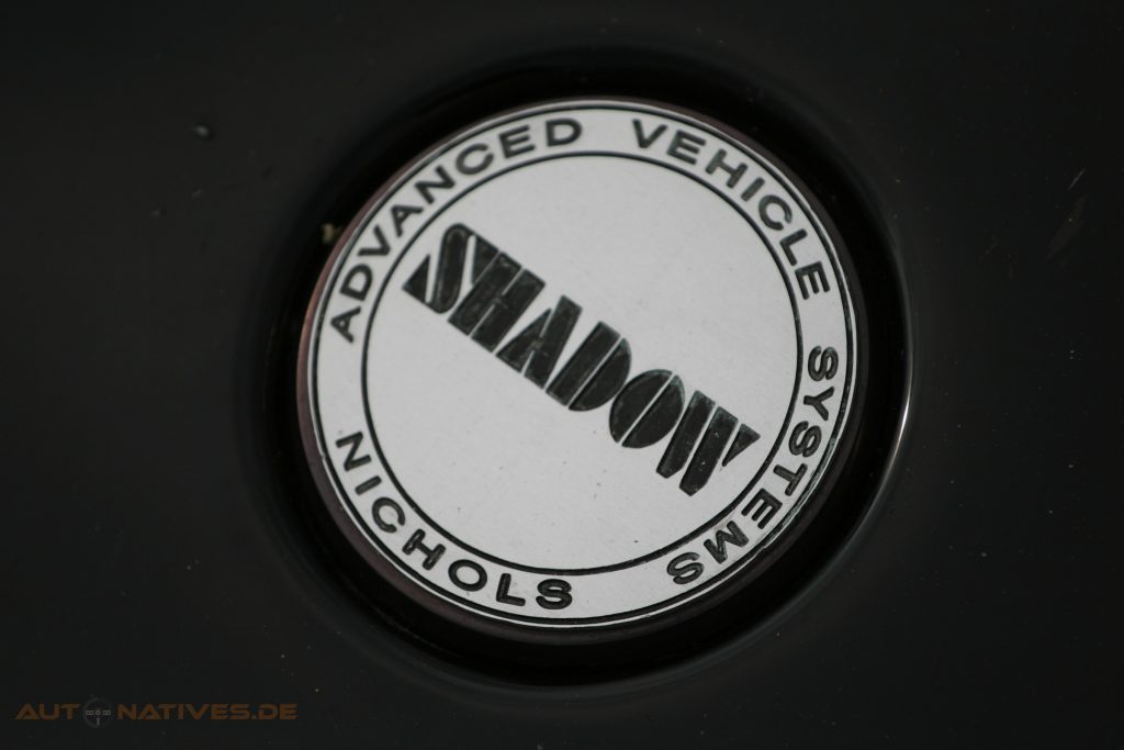 Logo von Shadow und Advanced Vehicle Systems (AVS)