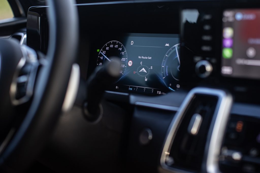 Digitales Cockpit im KIA Sorento 1.6 T-GDI AWD ecoHybrid