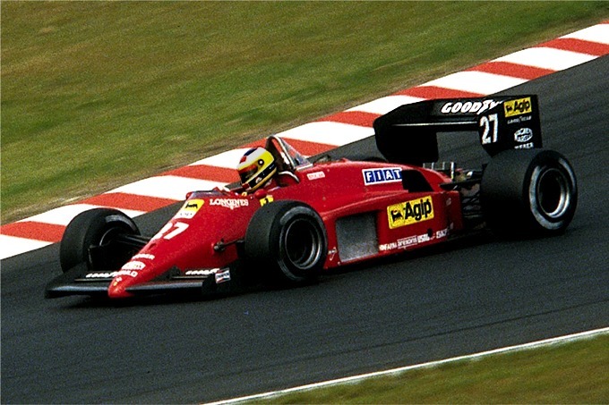 Michele Alboreto im Ferrari 156/85