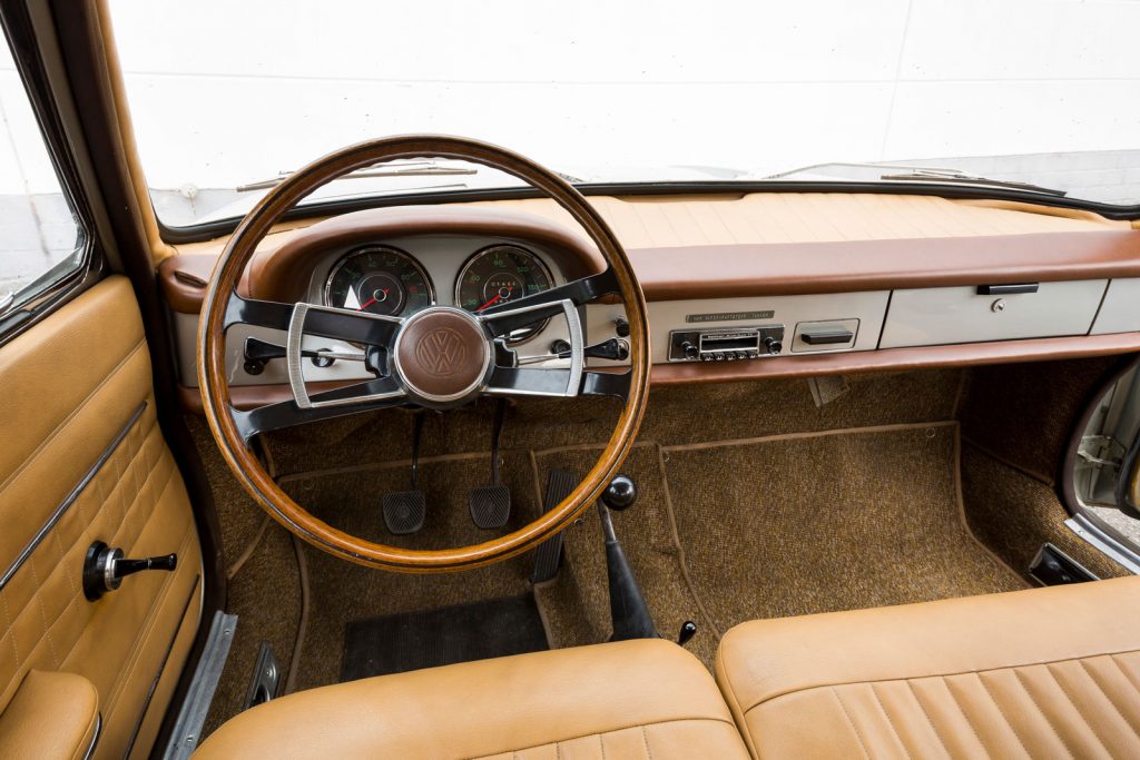 Cockpit des VW EA 128