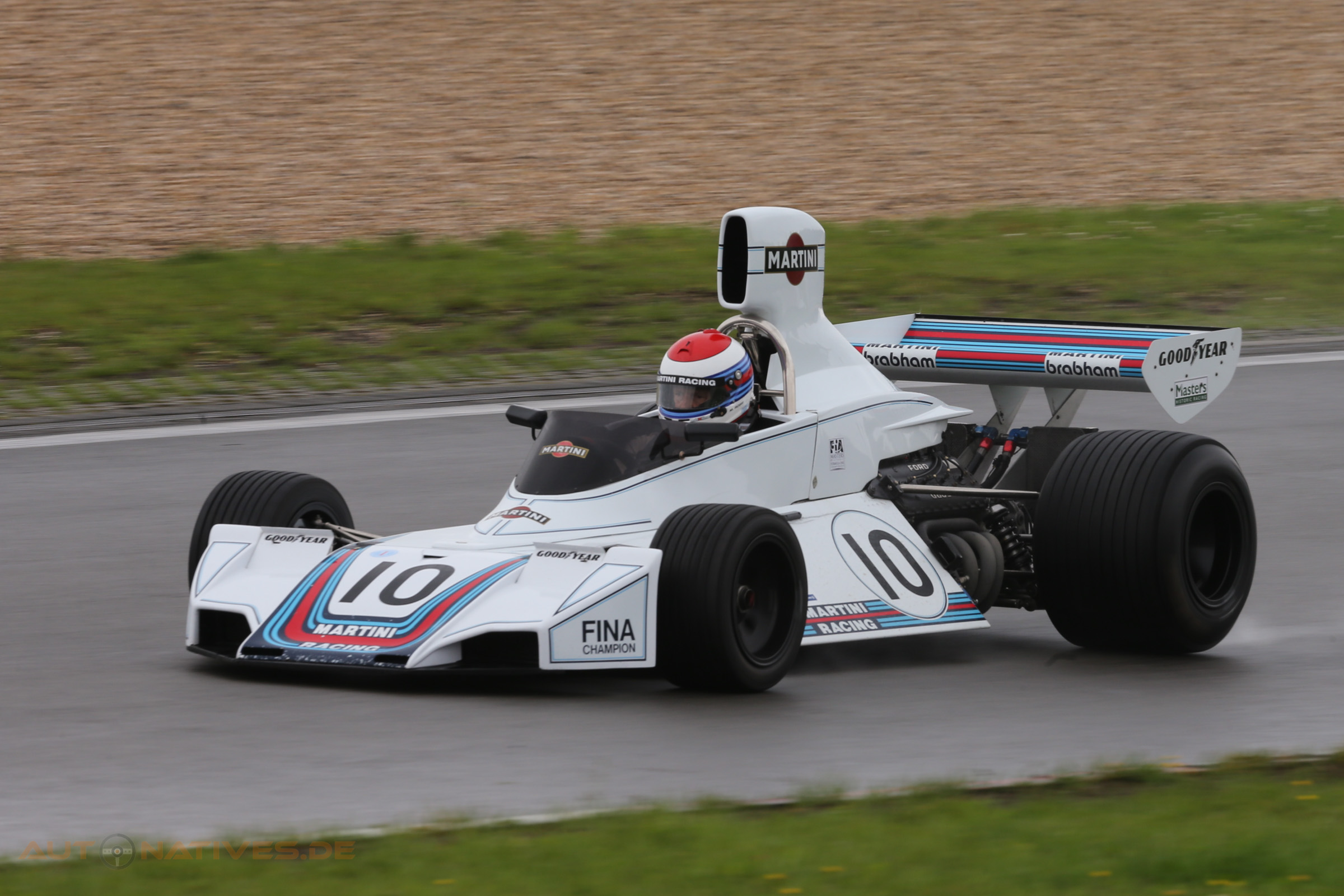 Brabham BT42 beim AvD Oldtimer-Grand-Prix 2014. Damals setzte Manfredo Rossi di Montelera den Brabham ein. Der BT42 war der erste Brabham, den Gordon Murray entwarf. (Foto: Tom Schwede)