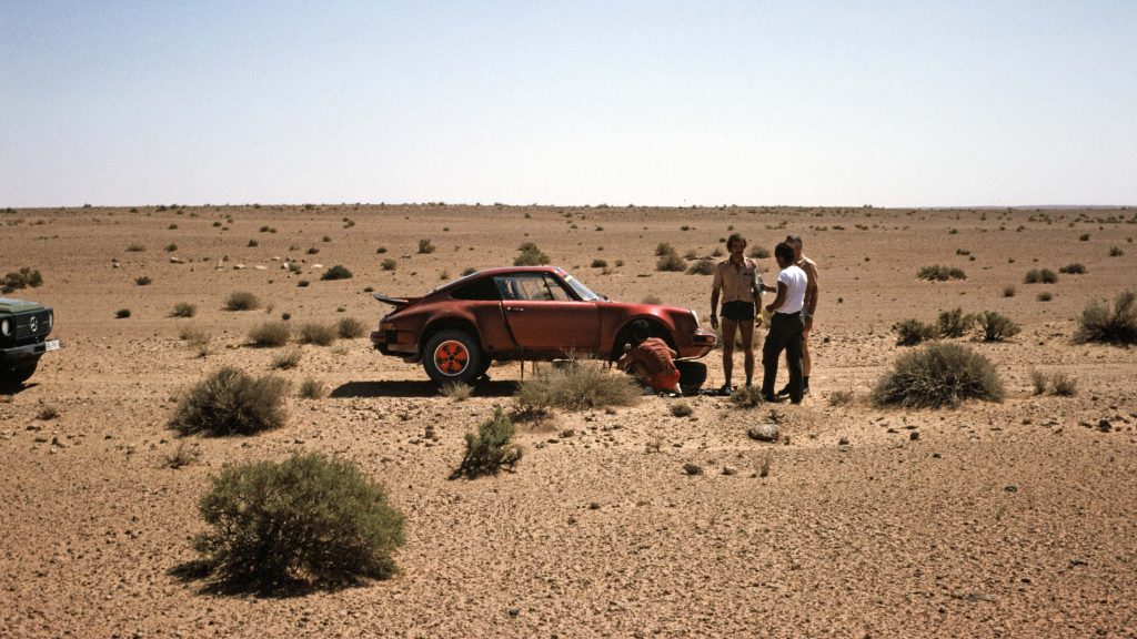Test in Algerien: Porsche 911 Carrera 3.2 4x4 Paris Dakar
