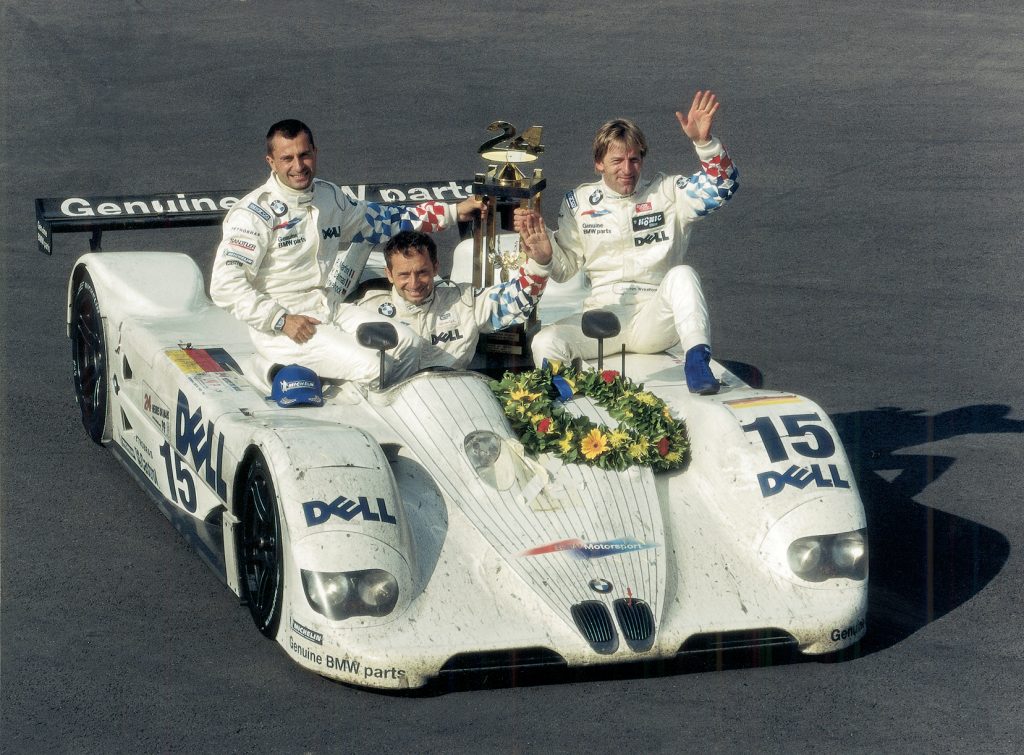 Yannick Dalmas, Pierluigi Martini und Joachim Winkelhock gewannen 1999 mit dem BMW V12 LMR die 24 Stunden von Le Mans.