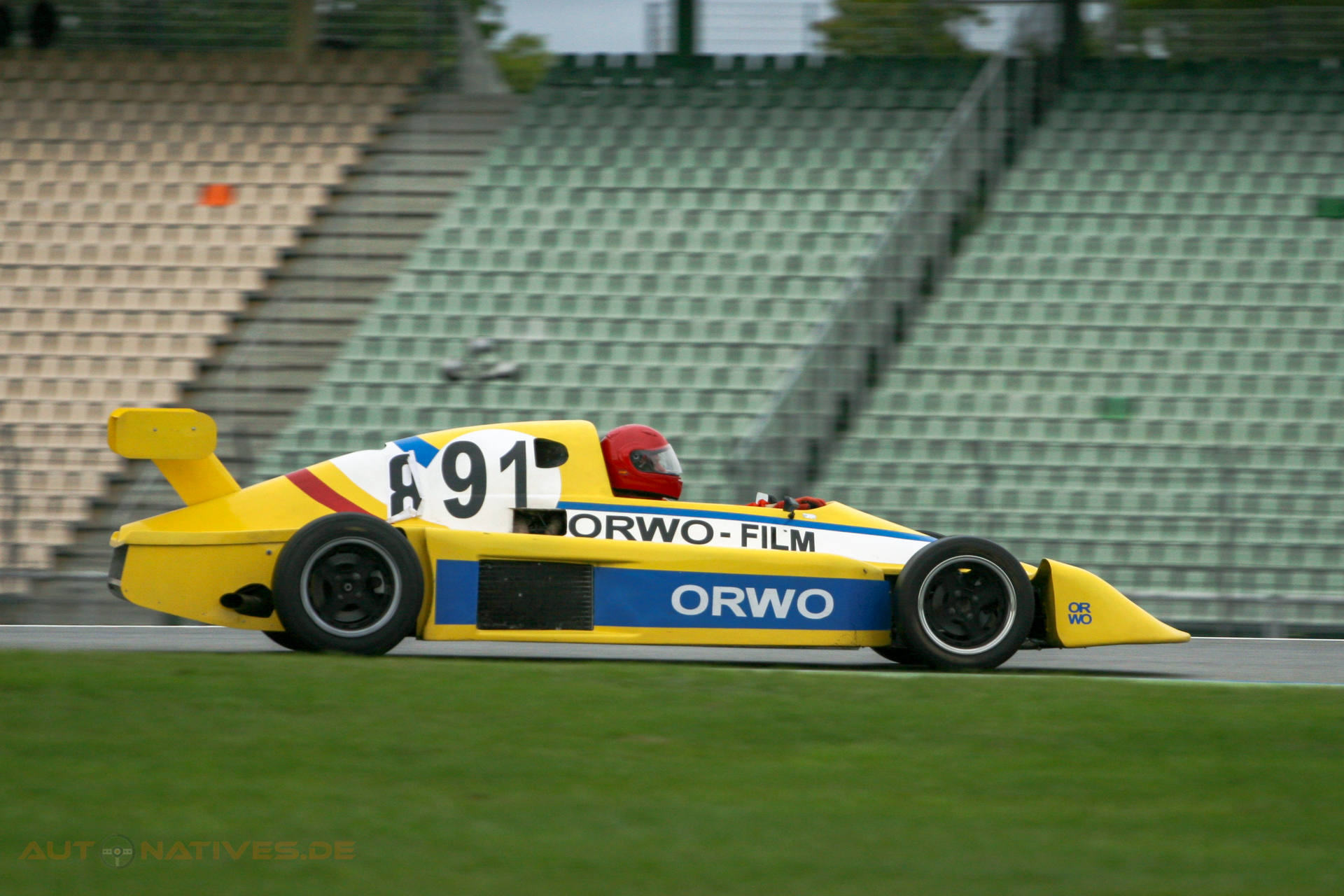 Formel Easter SEG MT 77
