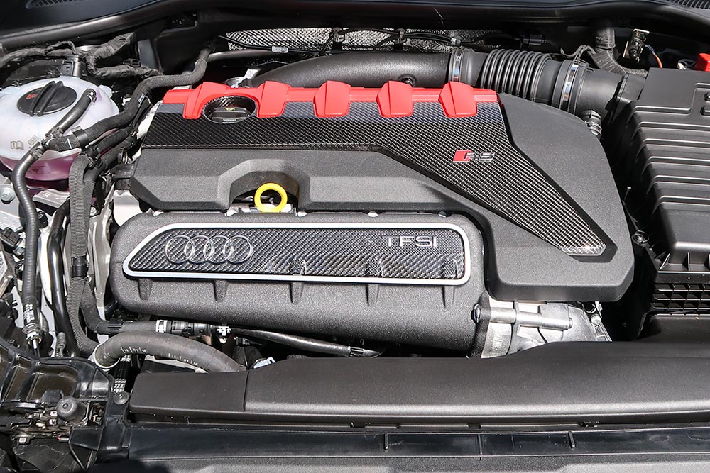 Fünfzylinder im Audi TT RS (2016)