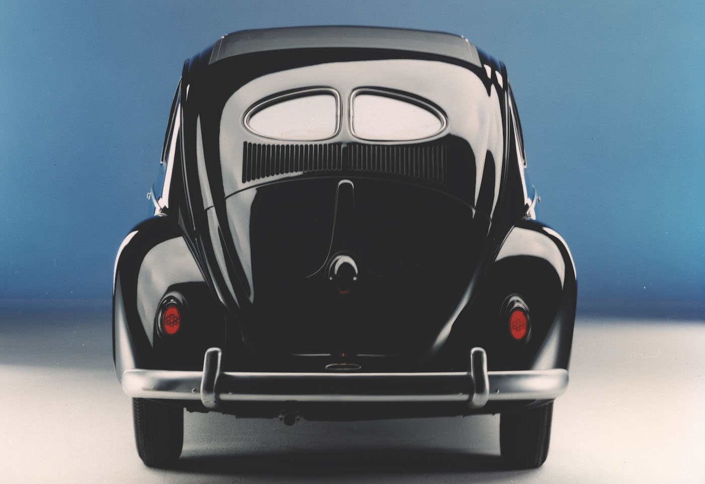 1953 verschwindet das charmante Brezel. (Foto Volkswagen)