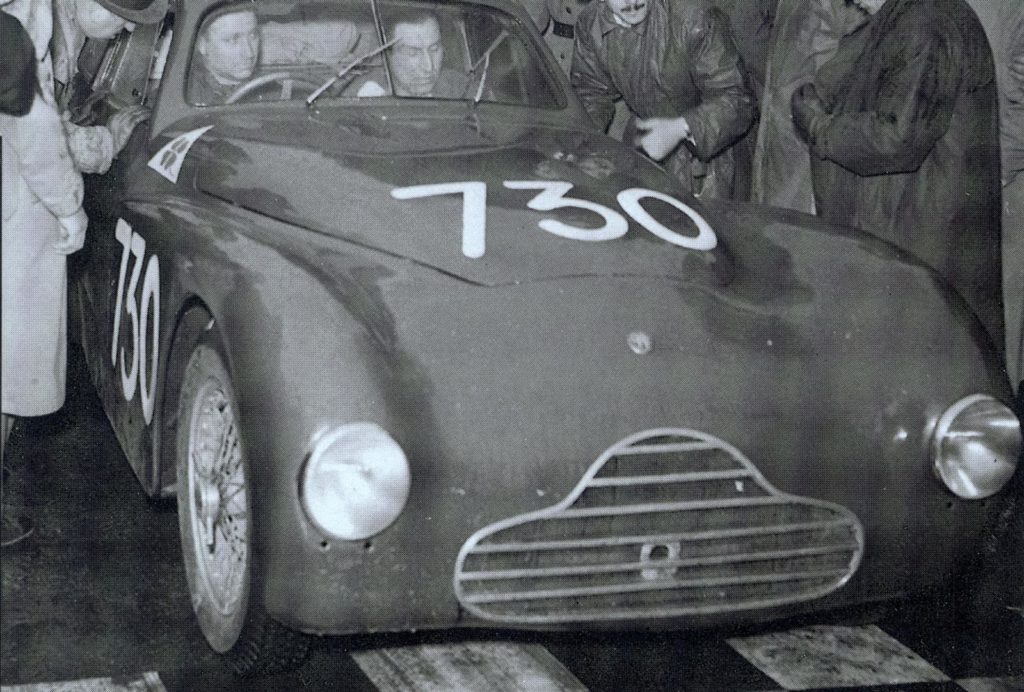 1950 tritt auch Juan Manuel Fangio für Alfa bei der Mille Miglia an