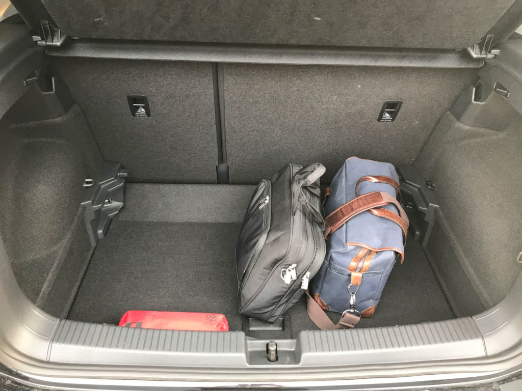 Kofferraum des VW T-Cross 1.0 TSI OPF