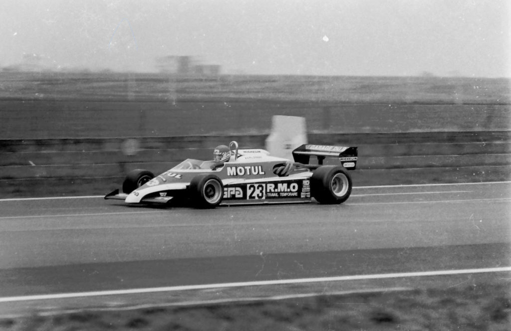 Philippe Streiff im AGS JH19 bei der INTERNATIONAL TROPHY in Silverstone, einem Rennen der Formel 2-Europameisterschaft 1982.